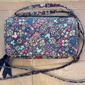 Vera Bradley Disney Crossbody💜